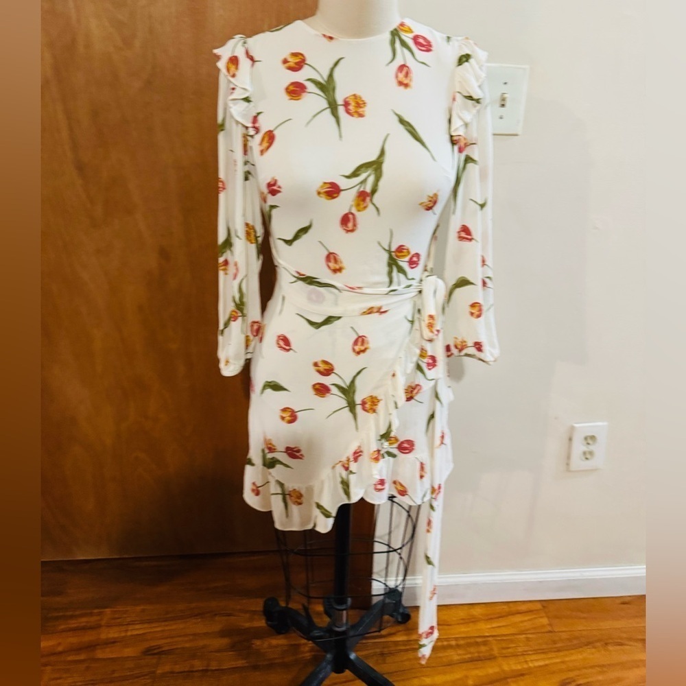 REfORMATION women dress quest Tulip